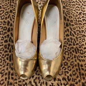 Designer gold wedge shoes. Size 8 1-2